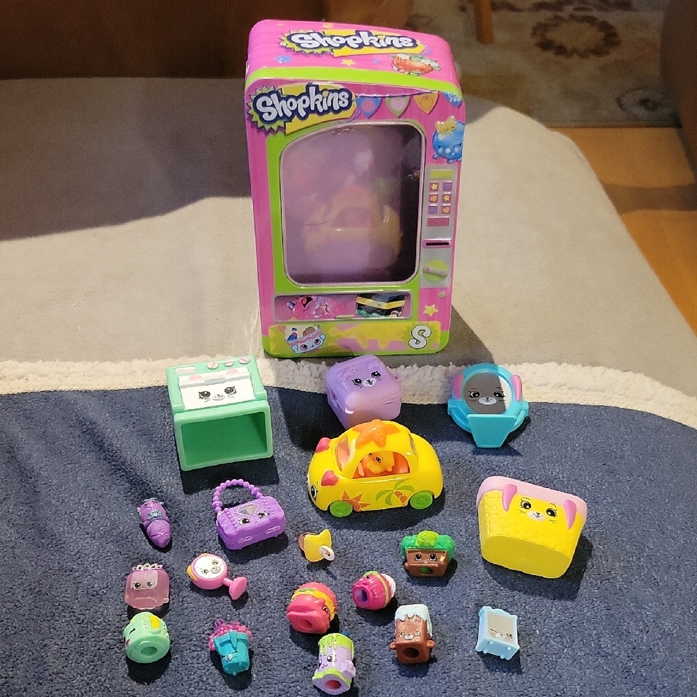 Shopkins Bundle Tin, Car, Accessories, Charms